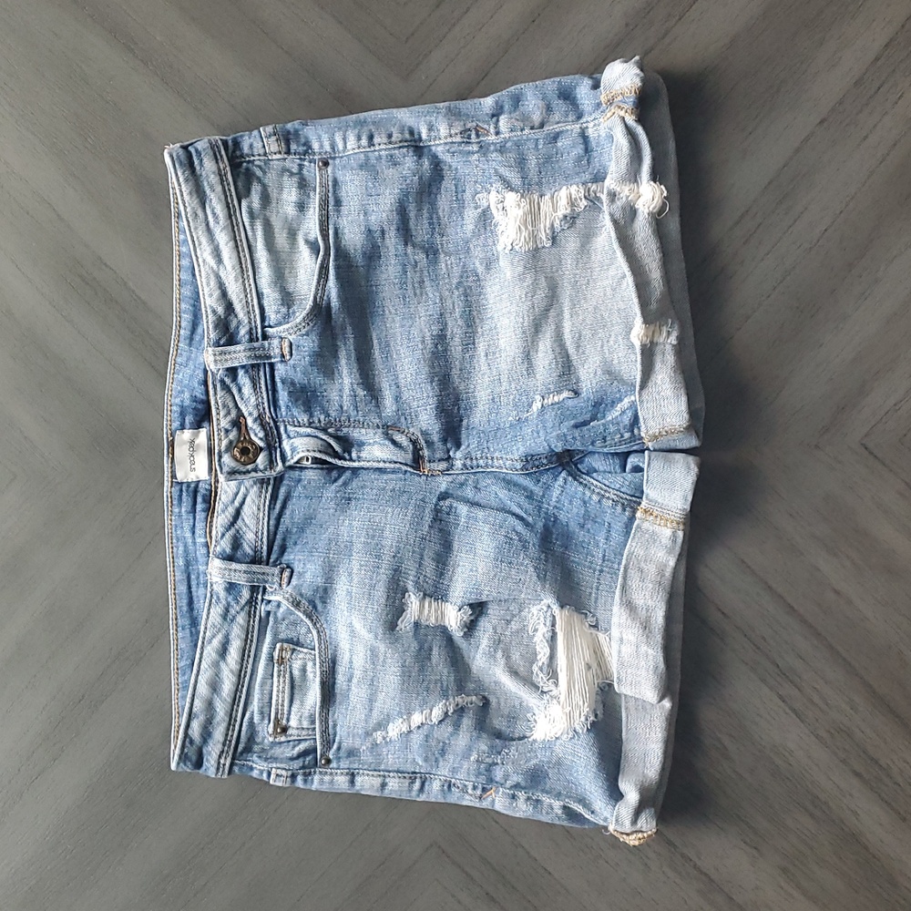 Sneak Peek Blue Boyfriend Jeans
